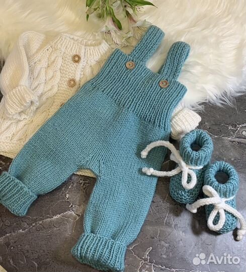 Костюм на 0-3 месяца 56-62 см вязаный