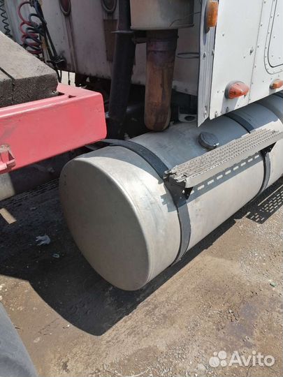 Топливный бак интернационал