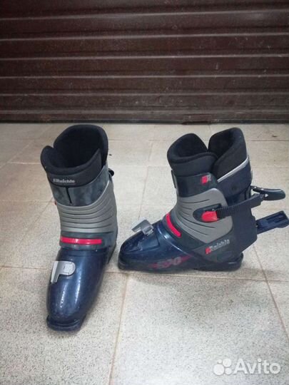Горнолыжные ботинки