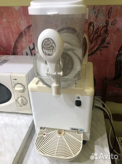 Фризер для мягкого мороженого и слаша