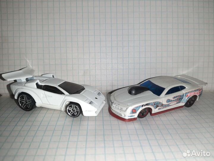 Hot wheels машинки всяческие