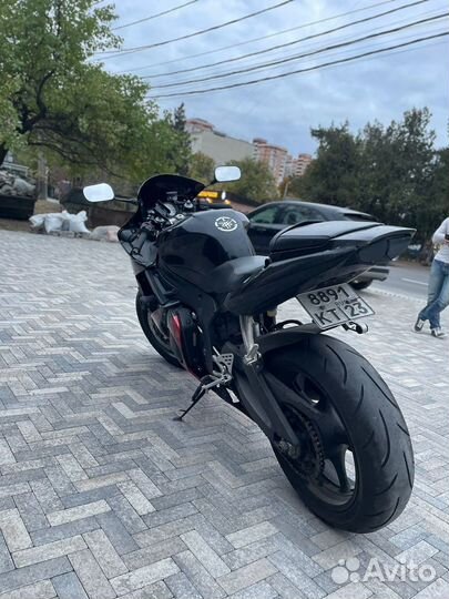 Yamaha YZF -R6