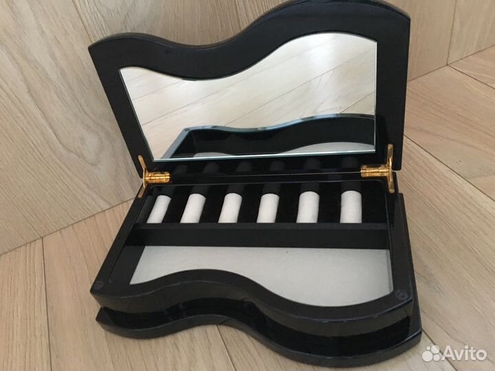 Шкатулка чёрный глянец