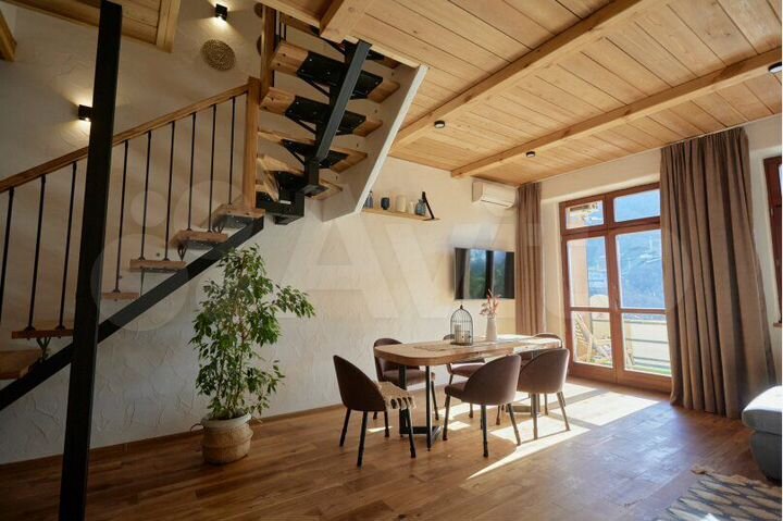 3-к. квартира, 120 м², 4/5 эт.