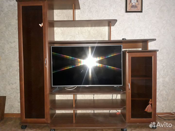 Стенка горка в гостиную