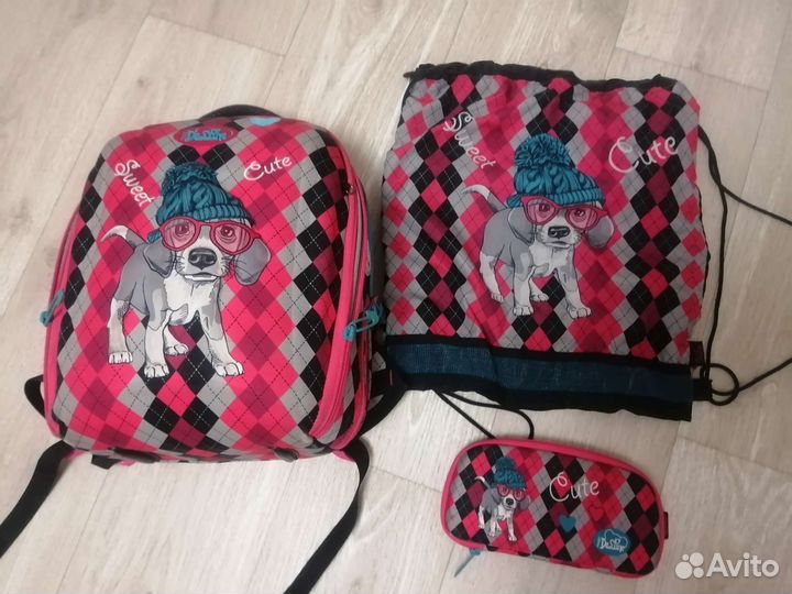 Школьный рюкзак (ранец) для девочки