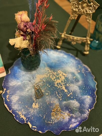 Подставка поднос из эпоксидной смолы