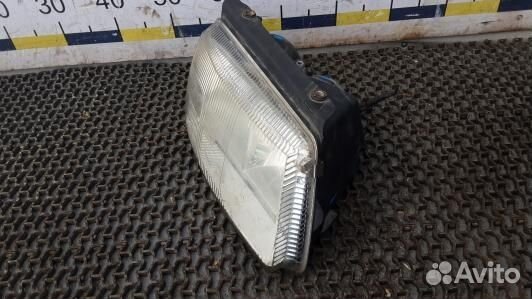 Фара правая volkswagen passat B5 (ASE12MU01)