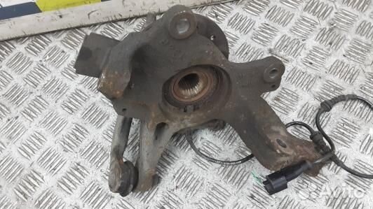 Ступица передняя правая renault scenic 3 (BSV20N90