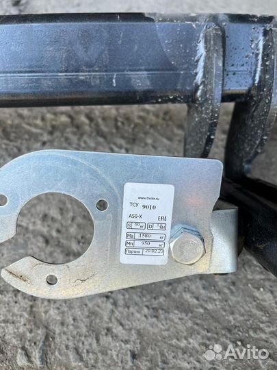 Фаркоп на рено логан новый