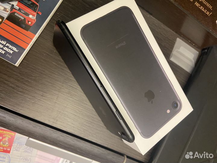 iPhone 7, 32 ГБ