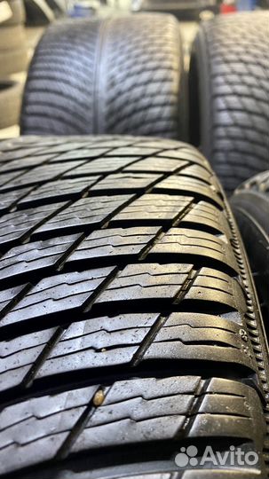 Michelin Pilot Alpin 5 SUV 285/35 R22 106W