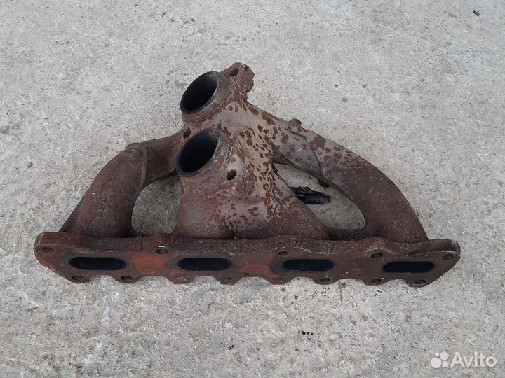 Коллектор выпускной 1111420601 Mercedes C180 W202