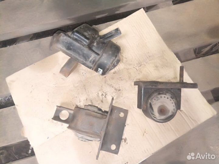 Подушка двигателя Chery Tiggo T11 2.4 2011