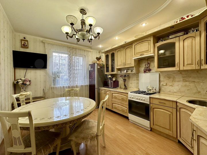 3-к. квартира, 87,9 м², 1/5 эт.