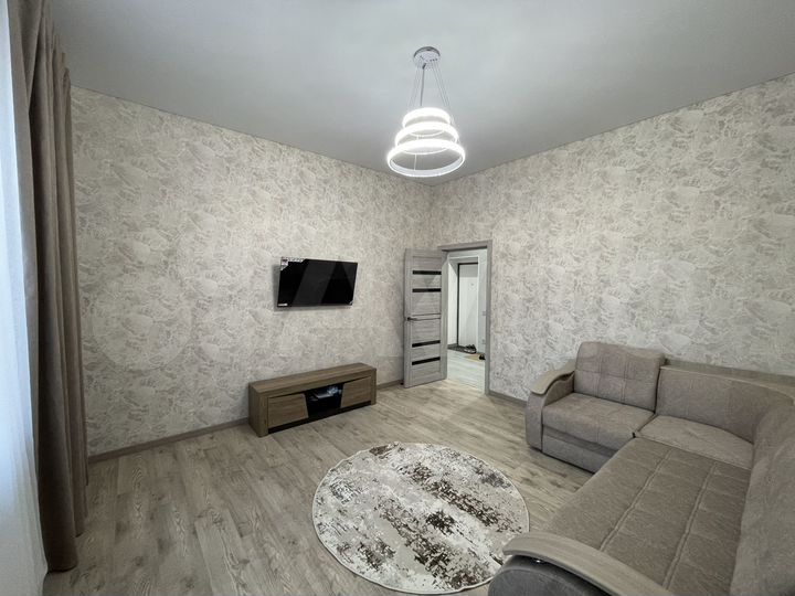 2-к. квартира, 68 м², 2/3 эт.