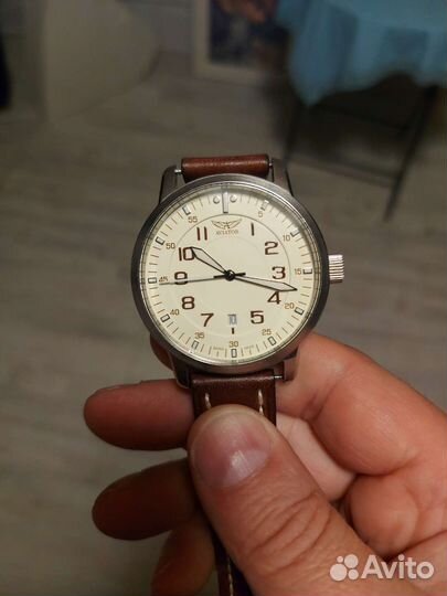 Швейцарские часы Aviator Aircobra V.1.11.0.042.4