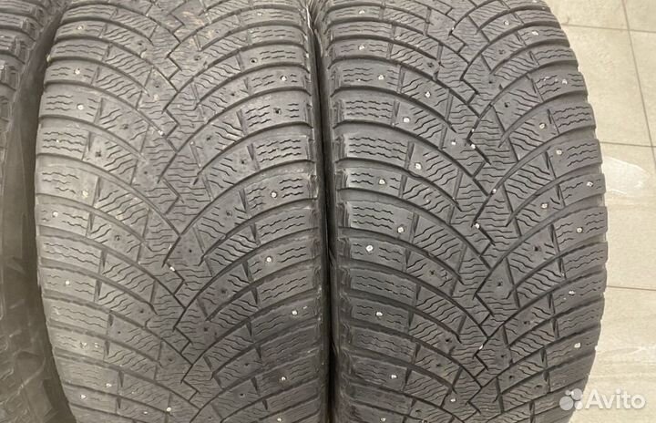 Pirelli Ice Zero 2 285/45 R20