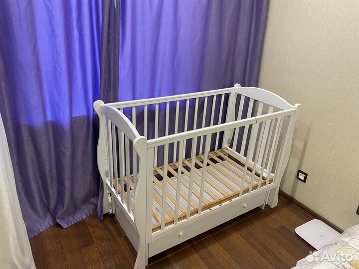 Детская кроватка