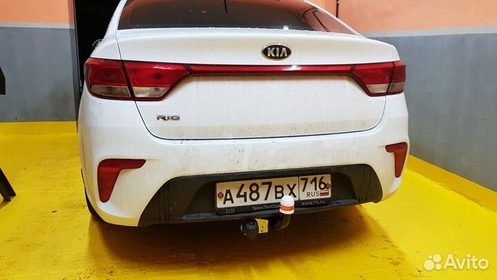 Фаркоп тсу заводской на Киа Рио 4/ Хендай Солярис