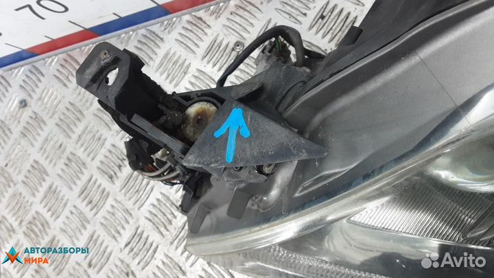 Фара левая Lexus LS 4 2007