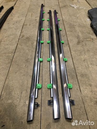 Молдинг двери Honda CR-V 2007-2012