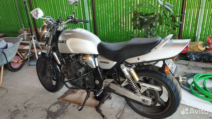 Suzuki gsx750 Inazuma 98г. 49600км