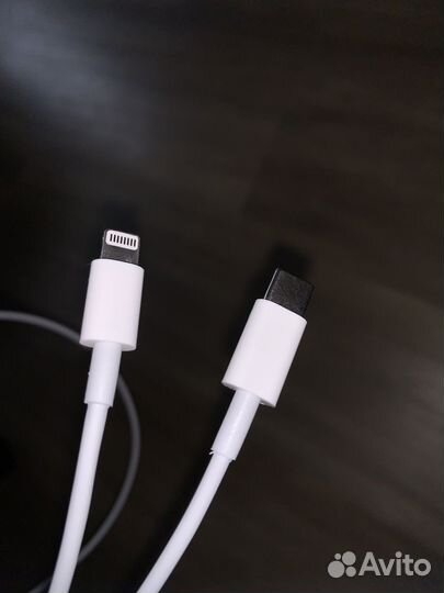 Провод lightning type c на iPhone