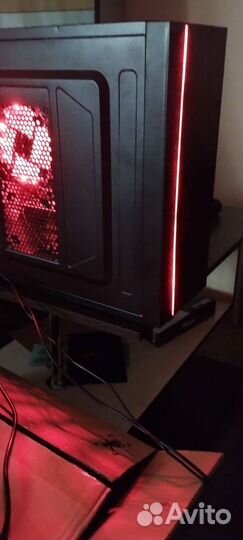 Игровой компьютер Intel gt730 4gb SSD WiFi