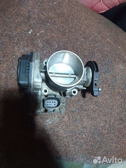 Дроссельная заслонка Ауди А4 B5 дв аев