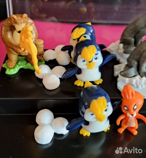 Фигурки Маша и Медведь Свит бокс Киндер Sweet box