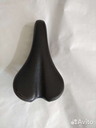 Седло для велосипеда кожаное