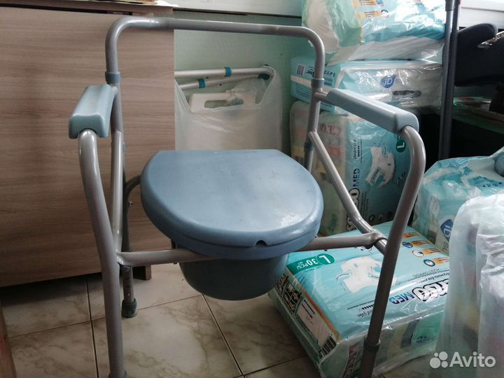 Кресло-стул для инвалидов