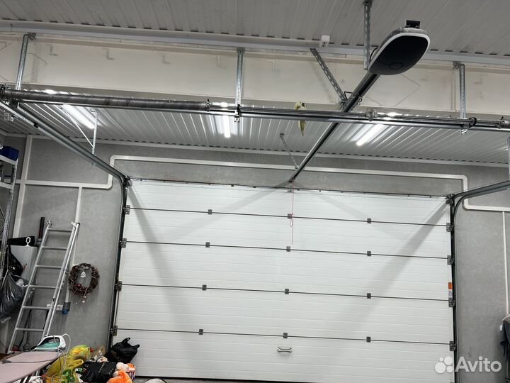 Секционные ворота Алютех Prestige бу