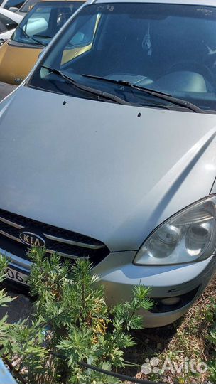 Kia Carens 2.0 AT, 2009, 450 000 км