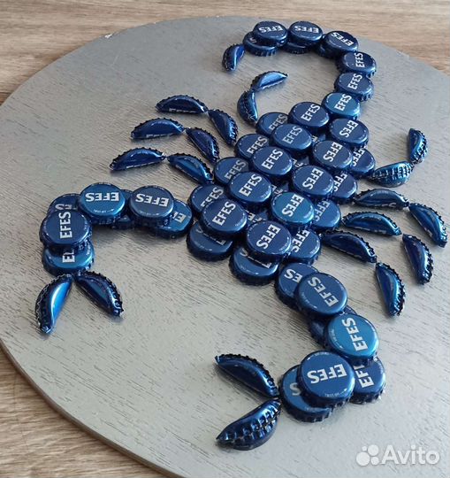 Панно из пивных крышек