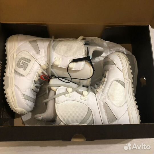 Сноубордические ботинки burton