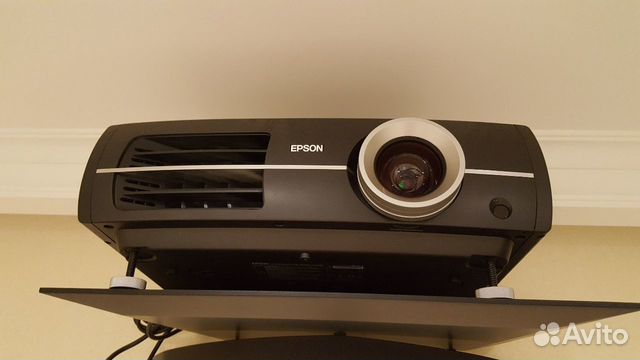 Проектор авито. Проектор Epson eh-tw5500. Epson eh-tw5500 аналоги. Pink Box Орел проектор. Телевизоры проекторы на авито ру.