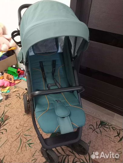 Коляска прогулочная vega