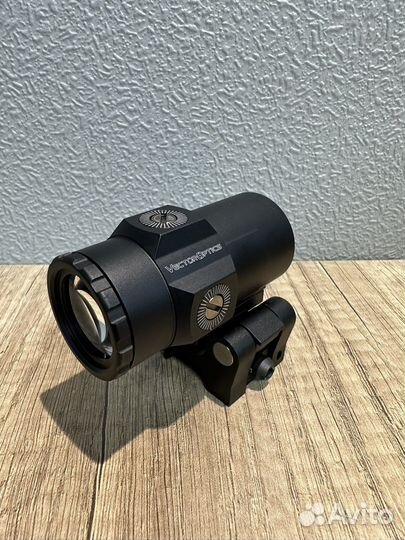 Магнифер Vector Optics Maverick-IV 3x22 Magnifier