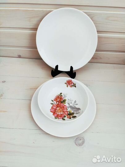 Тарелка Икеа круглая белая, салатник