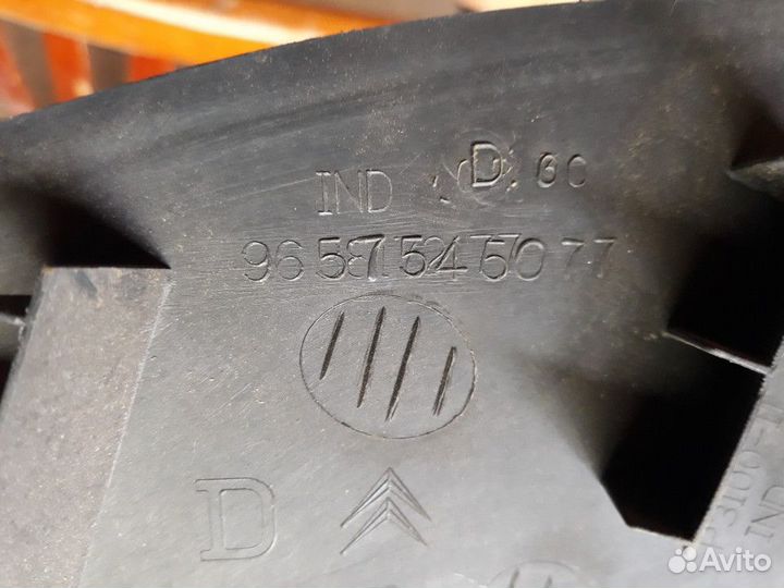 Накладка порога задняя правая Citroen C-3 2002-200