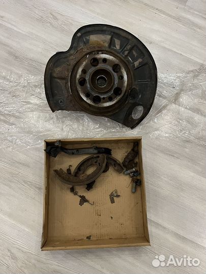 Ступица задняя левая Mercedes-Benz W221