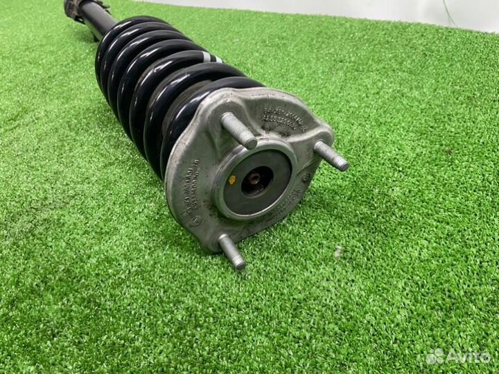 Амортизатор подвески передний Mercedes E-Class