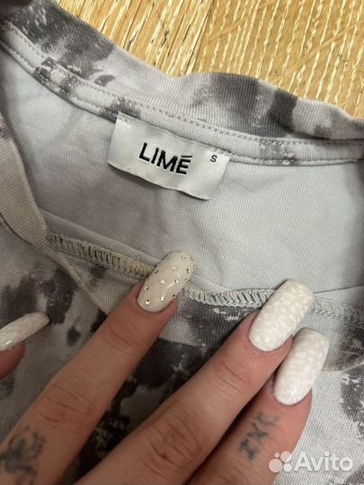 Лонгслив/свитшот lime