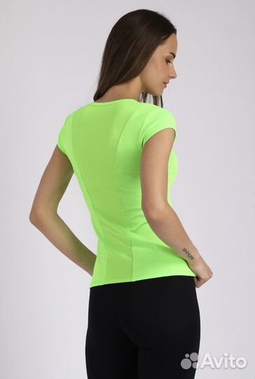 Спортивный костюм топ футболка и велосипедки 42