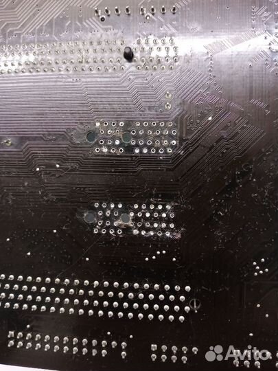 В доставке Нерабочие материнские платы 1150, 1155