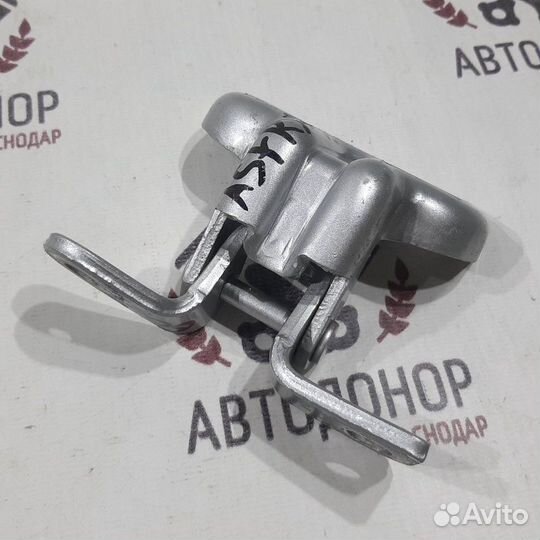 Петля двери верхняя задняя левая Opel Astra J