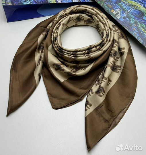 Платок шелковый капучино