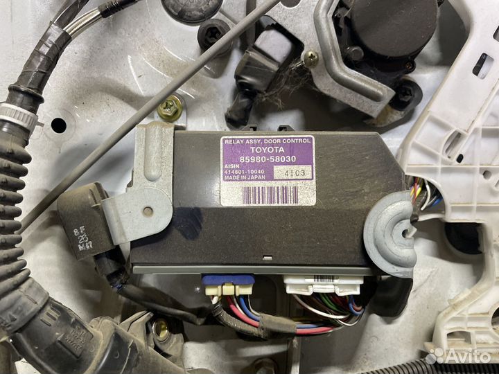 Блок управления дверьми Toyota Alphard Альфард 1